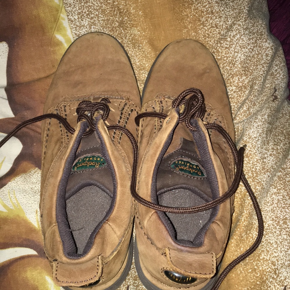 Brown rockport shoes